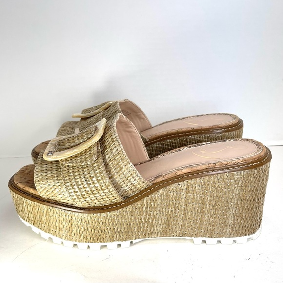 Sam Edelman Tan Strappy Sandals with Buckle Detail - Picture 6 of 12